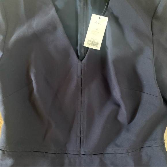 Banana Republic | Flutter Sleeves Navy Dress - Picture 5 of 7